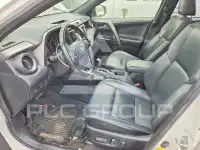 2017 Toyota RAV4 фото