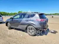 2017 Toyota RAV4 фото