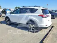2017 Toyota RAV4 фото