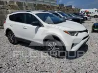 2017 Toyota RAV4 фото
