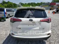 2017 Toyota RAV4 фото
