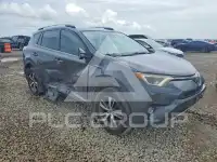 2017 Toyota RAV4 фото