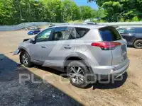 2017 Toyota RAV4 фото