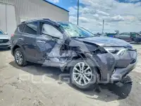 2017 Toyota RAV4 photo