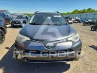 2017 Toyota RAV4 фото
