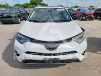 2017 Toyota RAV4 photo