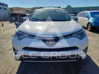 2017 Toyota RAV4 фото