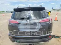 2017 Toyota RAV4 фото