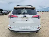 2017 Toyota RAV4 photo