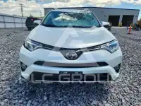 2017 Toyota RAV4 photo
