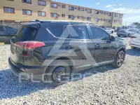 2017 Toyota RAV4 фото
