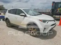 2017 Toyota RAV4 фото