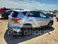 2017 Toyota RAV4 фото
