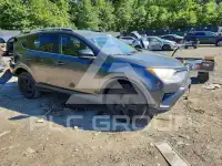 2017 Toyota RAV4 фото