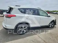 2017 Toyota RAV4 фото