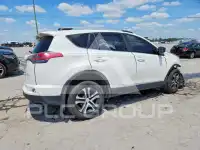2017 Toyota RAV4 фото