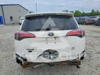 2017 Toyota RAV4 photo