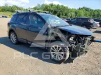 2017 Toyota RAV4 фото