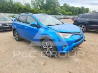 2017 Toyota RAV4 фото