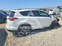 2017 Toyota RAV4 фото