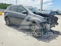 2017 Toyota RAV4 фото