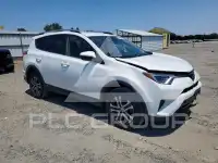 2017 Toyota RAV4 фото
