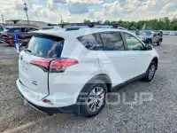 2017 Toyota RAV4 фото