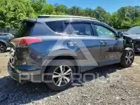 2017 Toyota RAV4 photo
