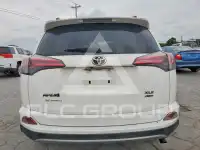 2017 Toyota RAV4 фото