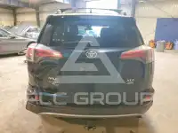 2017 Toyota RAV4 photo
