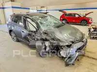 2017 Toyota RAV4 фото