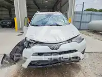 2017 Toyota RAV4 фото