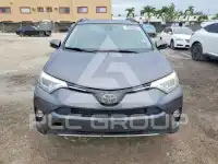 2017 Toyota RAV4 фото