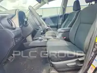 2017 Toyota RAV4 фото
