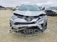 2017 Toyota RAV4 photo