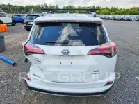 2017 Toyota RAV4 фото