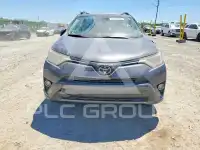 2017 Toyota RAV4 фото