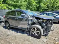 2017 Toyota RAV4 photo
