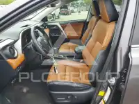 2017 Toyota RAV4 фото