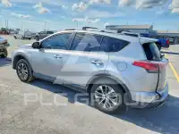 2017 Toyota RAV4 photo