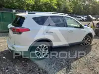 2017 Toyota RAV4 фото