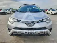 2017 Toyota RAV4 фото