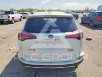 2017 Toyota RAV4 фото