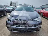 2017 Toyota RAV4 фото