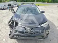 2017 Toyota RAV4 фото