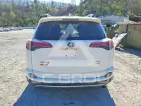 2017 Toyota RAV4 photo