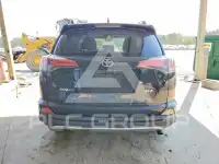 2017 Toyota RAV4 фото