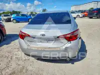 2017 Toyota COROLLA фото