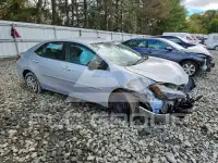 2017 Toyota COROLLA фото