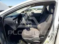 2017 Toyota COROLLA фото